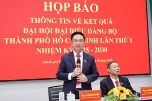 Không ngừng đổi mới tư duy, hành động quyết liệt vì sự phát triển của thành phố và hạnh phúc của người dân