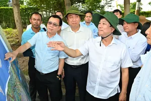 Chủ tịch HĐND TPHCM khảo sát các dự án giao thông dự kiến trình kỳ họp HĐND sắp tới