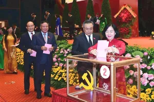 Đồng chí Bùi Thị Minh Hoài tái đắc cử Bí thư Thành ủy Hà Nội