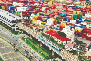 Tiếp tục cơ chế đặc thù phát triển đô thị toàn diện và khu thương mại tự do