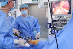 Cứu sống cụ bà 80 tuổi mắc ung thư dạ dày ở vùng “tử huyệt”