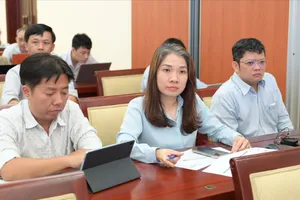 Giám sát thực hiện các nghị quyết của Trung ương trên nền tảng số