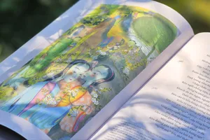 Ấn phẩm "Truyện Kiều" với minh họa của họa sĩ Nguyễn Công Hoan