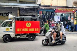 Hà Nội quyết lập lại trật tự vỉa hè, lòng đường