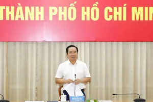 Chủ tịch UBND TPHCM Nguyễn Văn Được gỡ khó cho cấp xã