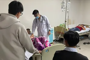 Khoảng 89 người bị ngộ độc sau khi ăn bánh mì tại xe bánh mì Bibone ở Lâm Đồng