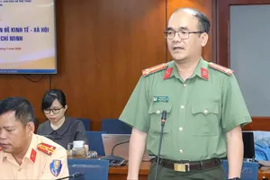 Công an TPHCM cảnh báo chiêu lừa đặt vé tàu xe, khách sạn dịp tết