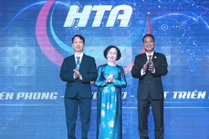 Bà Nguyễn Thị Khánh tiếp tục giữ chức Chủ tịch Hiệp hội Du lịch TPHCM