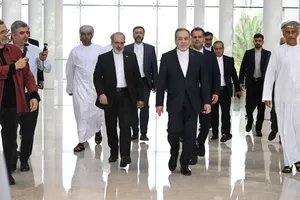 Ngoại trưởng Iran Abbas Araghchi dẫn đầu đoàn đàm phán Iran tại Oman. Ảnh: XINHUA 