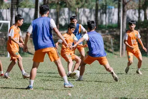 Đi trước và đón đầu