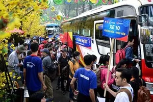 Thủ tướng chỉ đạo tuyệt đối không để người dân chậm về quê đón tết do thiếu xe
