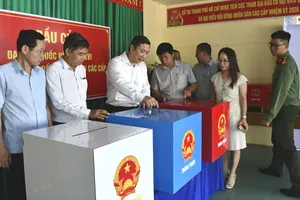 Rà soát, kiểm tra công tác chuẩn bị bầu cử