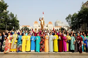 Phụ nữ TPHCM phát huy tinh thần đoàn kết, trách nhiệm và khát vọng vươn lên