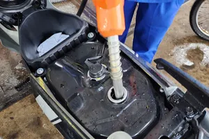 Huế xử lý cửa hàng xăng dầu chỉ bán tối đa 300.000 đồng/lượt