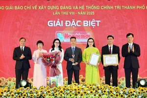 Báo Sài Gòn Giải Phóng đoạt Giải Báo chí về xây dựng Đảng của TP Hà Nội