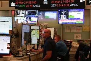 Thị trường chứng khoán Mỹ đồng loạt giảm 