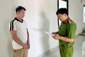 Cơ quan điều tra đọc lệnh bắt tạm giam đối với Nguyễn Văn Hiếu