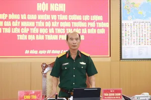 Đại tá Trần Quang Chánh, Phó Chỉ huy trưởng kiêm Tham mưu trưởng Bộ Chỉ huy Quân sự TP Đà Nẵng chủ trì hội nghị