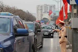Hà Nội: Xe bán tải được lưu thông 24/24 giờ 