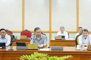 Bộ Chính trị cho ý kiến hoàn thiện thể chế vượt trội, tạo động lực mới để Thành phố Hồ Chí Minh phát triển nhanh, bền vững
