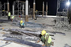 Xuyên đêm xây trường nội trú biên giới 