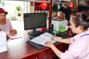 Phường Phú Thạnh: Nâng cao chất lượng phục vụ người dân