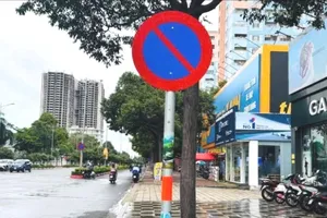 Biển báo cấm đậu xe tại khu vực Vũng Tàu