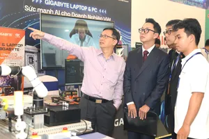 Hình thành những thiết chế đủ năng lực dẫn dắt tăng trưởng