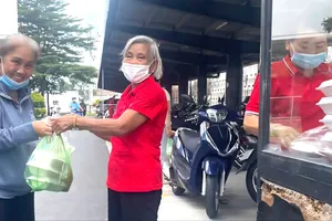Bữa ăn miễn phí cho người khó khăn