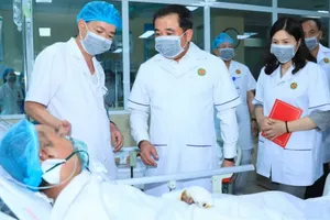 Bí thư Thành ủy Hà Nội thăm hỏi, động viên nạn nhân vụ cháy khiến 5 người tử vong