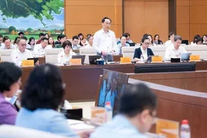 Bộ trưởng GD-ĐT rút kinh nghiệm, cam kết không tái diễn tình trạng thiếu sách giáo khoa