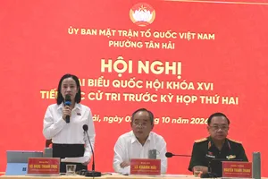 Các đồng chí Ảnh: TRÚC GIANG