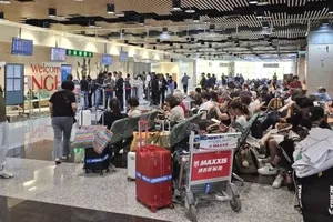 Sân bay Bành Hồ hoãn nhiều chuyến bay trong ngày 23 và 24-10 do bão Champi. Ảnh: FOCUS TAIWAN 
