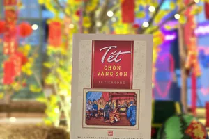 "Tết chốn vàng son" do NXB Tổng hợp TPHCM ấn hành trong dịp Tết Ất Tỵ 2025