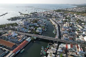 Đặc khu Phú Quốc nhìn từ trên cao. Ảnh: NAM KHÔI