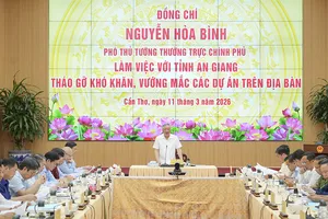 Quang cảnh buổi làm việc (ẢNH: NAM KHÔI)