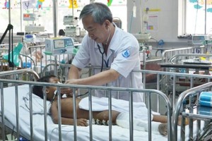 The boy is under treatment in Ho Chi Minh City-based Children Hospital No.1 (Photo: SGGP)
