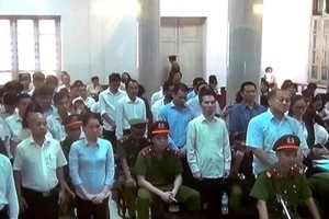 Defendants at the trial (Photo: SGGP)