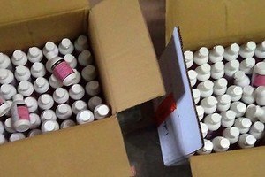 Hipper Lona Enro banned in Vietnam