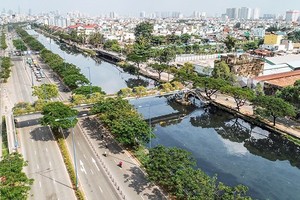 HCMC makes efforts in urban renewal