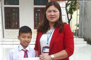 Fifth grader honored for returning $1,052