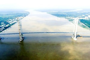 The crack in the suspension girder of Vam Cong Bridge has slowed down the whole construction process