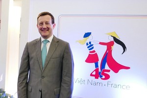 French Ambassador to Vietnam Bertrand Lortholary (Source: dantri)