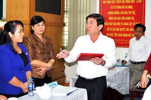 HCMC leader urges to control population growth in center district