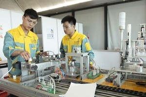 Vietnamese workers at the 12th ASEAN Skills competition (Photo: VNA)