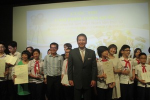 Japan-Vietnam Special Ambassador Sugi Ryotaro initiates the contest in 2007 (Photo: Website of Japanese Embassy in Vietnam )