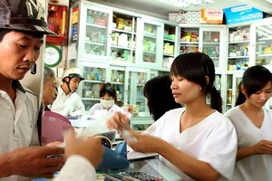 Health authorities in HCMC ask to tighten control over drug business