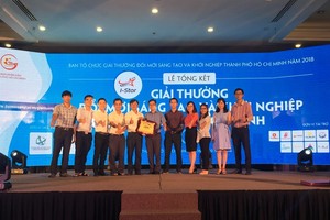 Winners receive HCM City’s 2018 I-Star Awards for creativity, innovation and business start-ups. — VNS