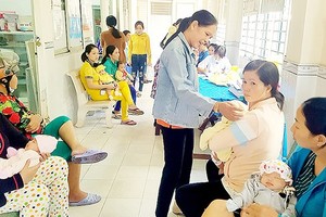 Mekong Delta runs out of five-in-one vaccine
