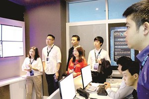 Foreign experts are studying operating models in Quang Trung Software City
